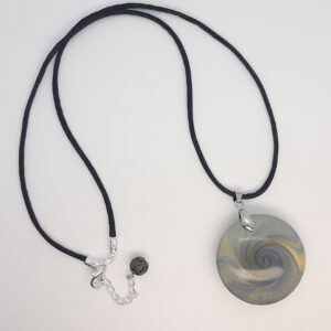 Colgante vértigo metales