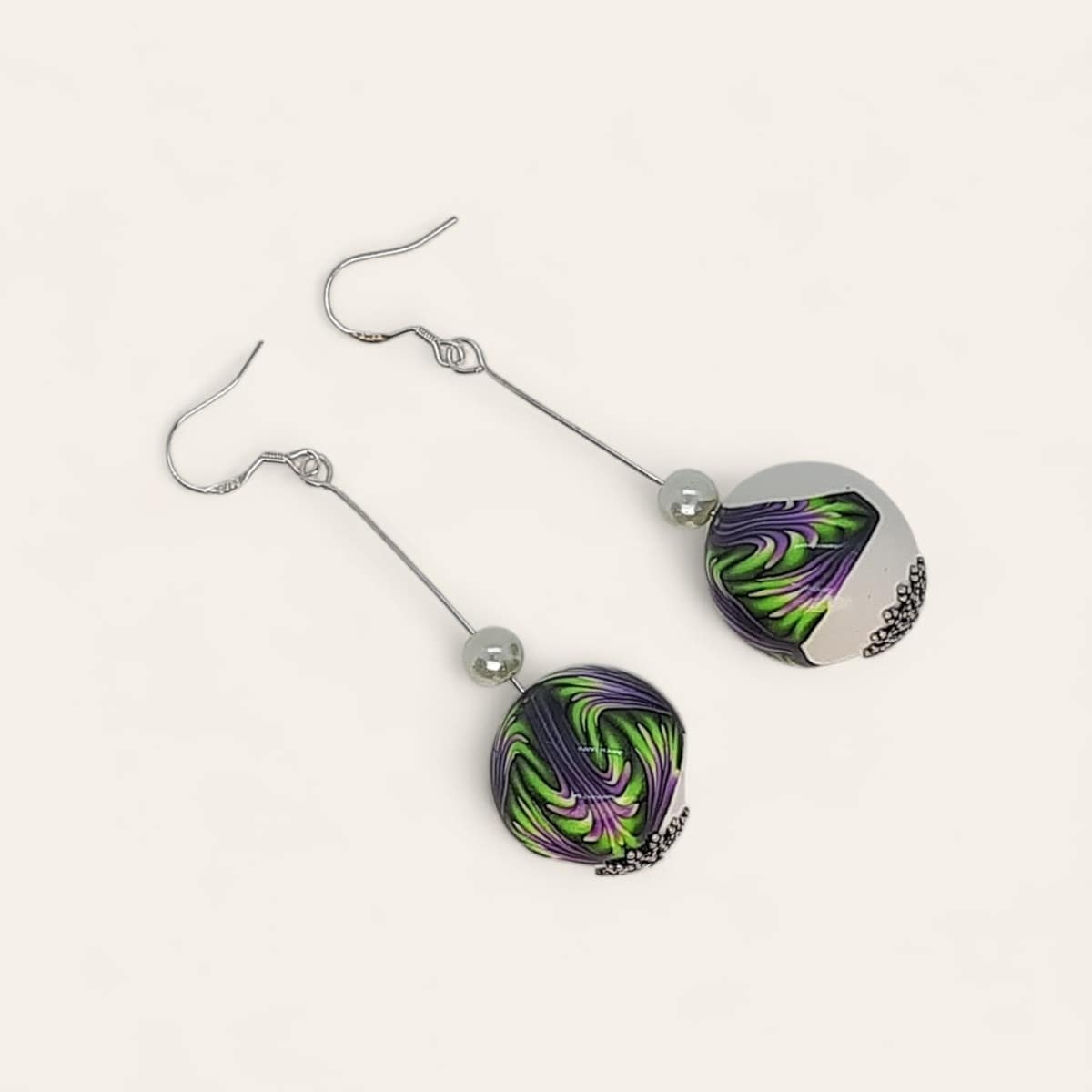 Pendientes Paraíso Floral Esfera Blanco